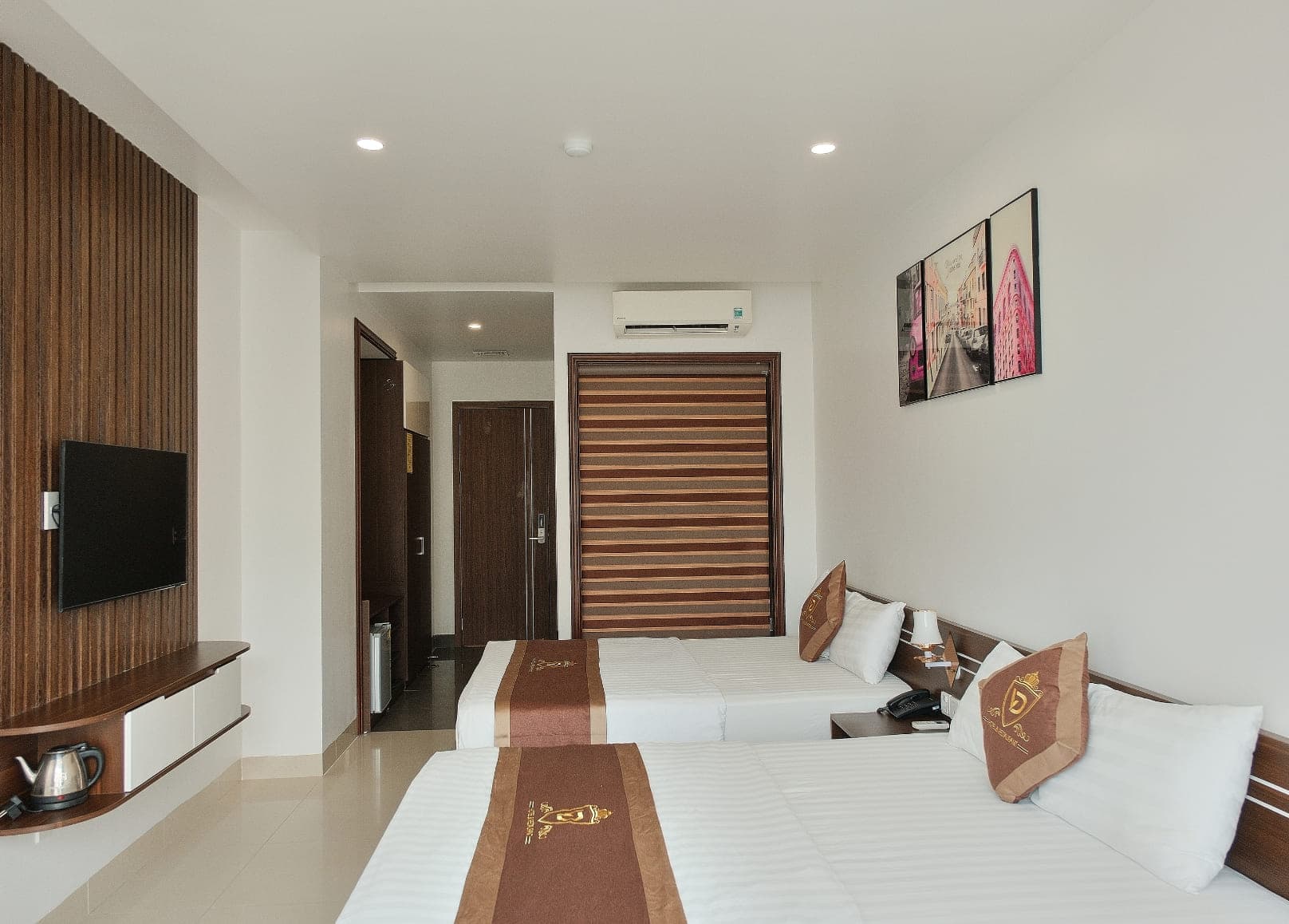https://cms.homesworld.vn/wp-content/uploads/2026/05/8-9.jpg