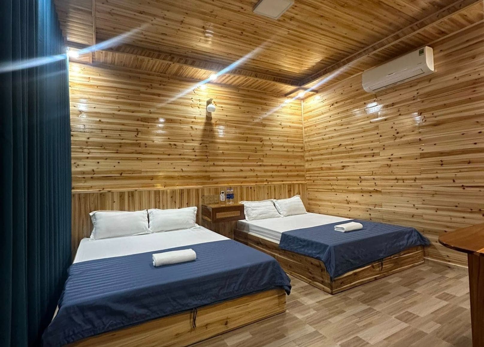 Căn đôi gỗ – CT.HH01